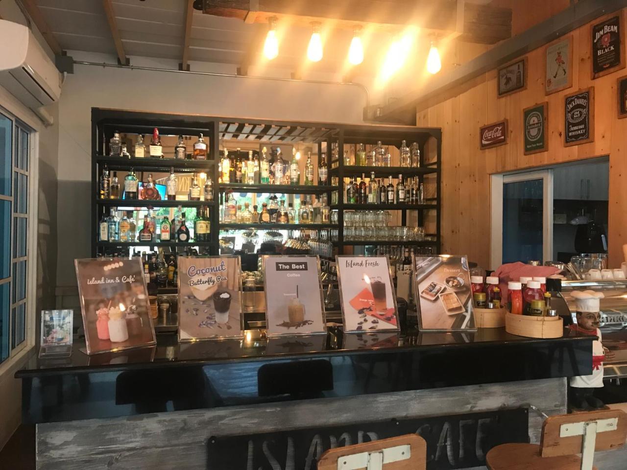 Island Inn Koh Larn Ngoại thất bức ảnh