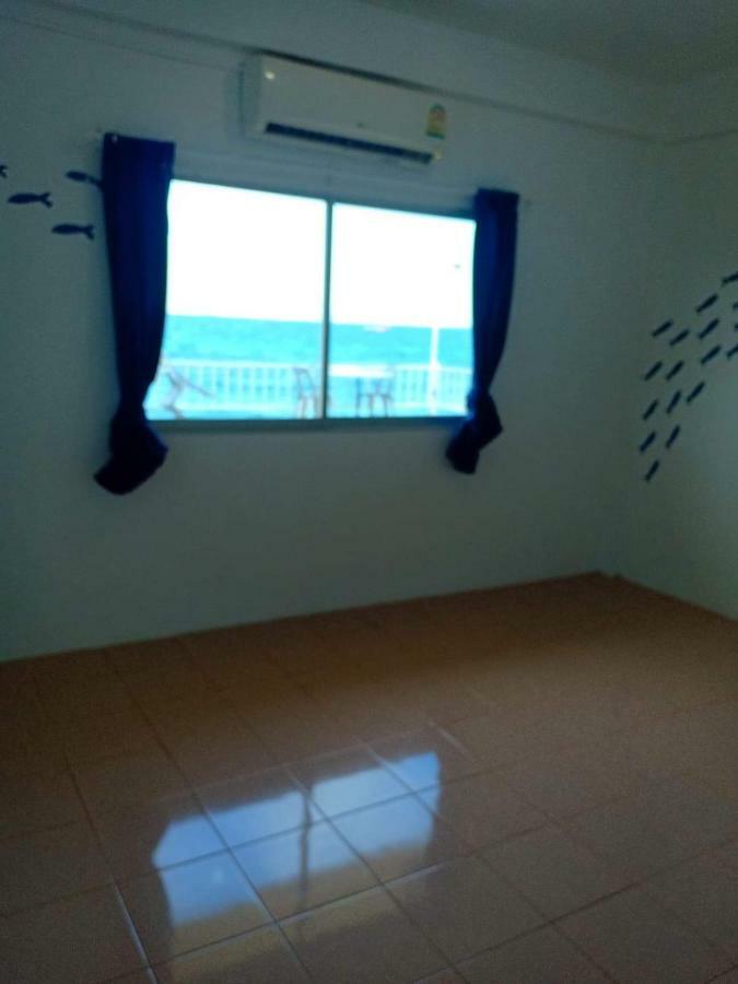Island Inn Koh Larn Ngoại thất bức ảnh